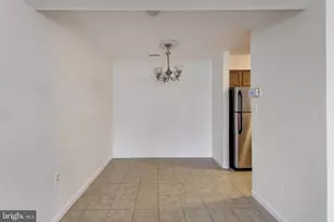 11406 Locustdale Terrace, Germantown, MD 20876 - Photo 7