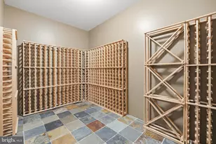 8620 Fenway Dr, Bethesda, MD 20817 - Photo 25