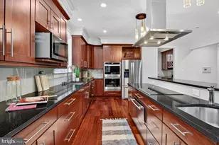 9715 Singleton Dr, Bethesda, MD 20817 - Photo 11