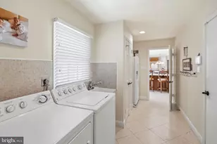 13004 N Commons Way, Rockville, MD 20854 - Photo 29