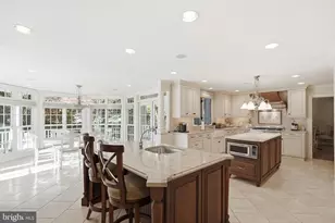 13004 N Commons Way, Rockville, MD 20854 - Photo 9