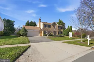 13004 N Commons Way, Rockville, MD 20854 - Photo 3