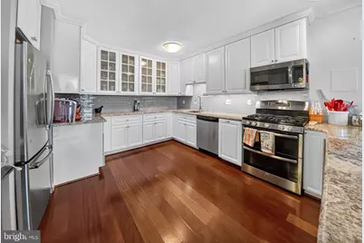 4242 E West Highway #714, Chevy Chase, MD 20815 - Photo 9