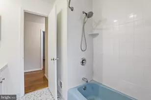 4401 Flower Valley Dr, Rockville, MD 20853 - Photo 29