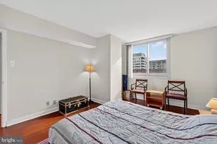 4601 N Park Ave, Chevy Chase, MD 20815 - Photo 17