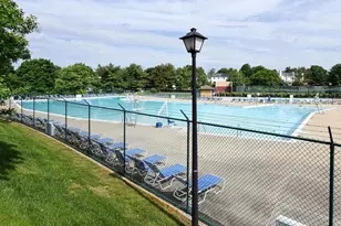 8205 Whispering Oaks Dr, Gaithersburg, MD 20879 - Photo 27