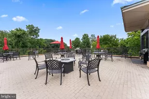 5225 Pooks Hill Rd, Bethesda, MD 20814 - Photo 9
