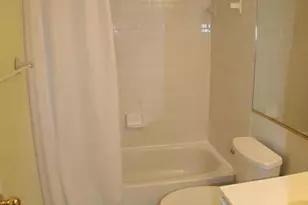 5817 Edson Ln, Rockville, MD 20852 - Photo 11