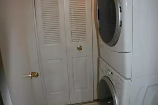 5817 Edson Ln, Rockville, MD 20852 - Photo 9