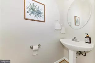 18931 Fountain Hills Dr, Germantown, MD 20874 - Photo 17