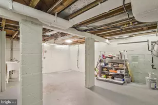 509 Denham Rd, Rockville, MD 20851 - Photo 33