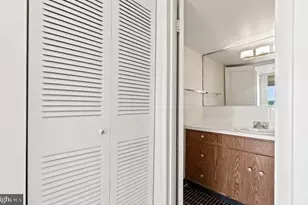 118 Monroe St, Rockville, MD 20850 - Photo 21