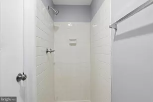 19847 Wheelwright Dr, Gaithersburg, MD 20886 - Photo 21