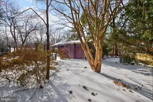 6418 Bannockburn Dr, Bethesda, MD 20817 - Photo 51