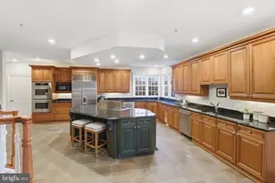 7931 Lakenheath Way, Potomac, MD 20854 - Photo 11