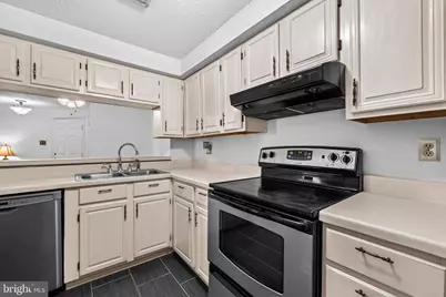 26001 Brigadier Place #B, Damascus, MD 20872 - Photo 7