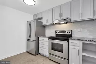 8871 Welbeck Way, Montgomery Village, MD 20886 - Photo 7