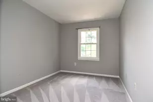 14 Fenceline Dr, Gaithersburg, MD 20878 - Photo 23