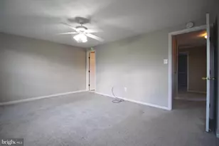 648 Coral Reef Dr, Gaithersburg, MD 20878 - Photo 17