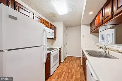 13114 Briarcliff Terr #407, Germantown, MD 20874 - Photo 9