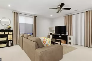 13201 Chalet Pl, Germantown, MD 20874 - Photo 7