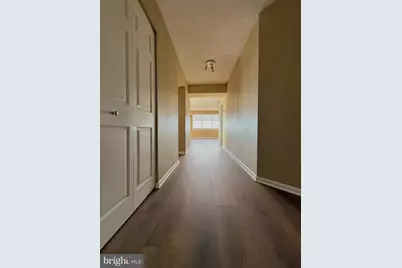 10101 Grosvenor Place #2005, Rockville, MD 20852 - Photo 3