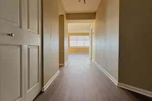 10101 Grosvenor Pl, Rockville, MD 20852 - Photo 3