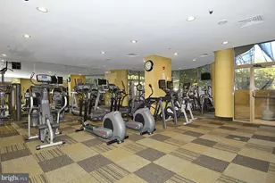 10101 Grosvenor Pl, Rockville, MD 20852 - Photo 25