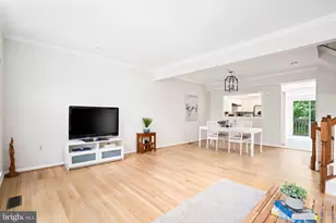 9821 Tiffany Hill Ct, Bethesda, MD 20814 - Photo 13