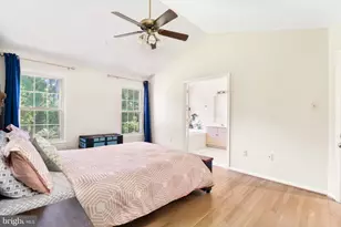 9821 Tiffany Hill Ct, Bethesda, MD 20814 - Photo 15