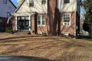 3807 Taylor St, Chevy Chase, MD 20815 - Photo 3