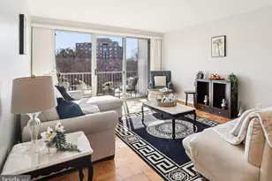 4977 Battery Ln, Bethesda, MD 20814 - Photo 5