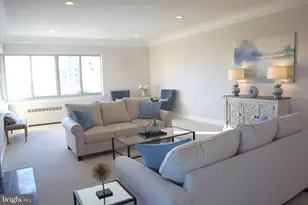 10401 Grosvenor Pl, Rockville, MD 20852 - Photo 17