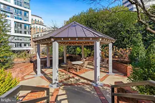 7500 Woodmont Ave, Bethesda, MD 20814 - Photo 33