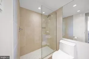 5101 River Rd, Bethesda, MD 20816 - Photo 15