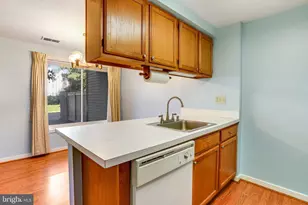 9410 Walburg Way, Gaithersburg, MD 20886 - Photo 13