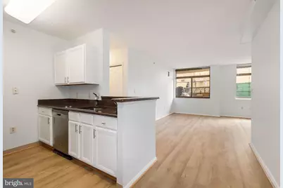 7111 Woodmont Avenue #217, Bethesda, MD 20815 - Photo 7