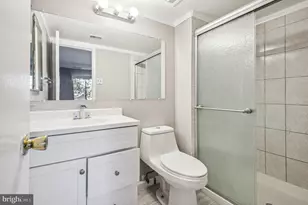 19423 Brassie Pl, Montgomery Village, MD 20886 - Photo 15