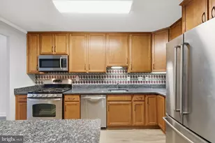 11801 Rockville Pike, Rockville, MD 20852 - Photo 5