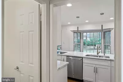 9312 Sprinklewood Lane, Potomac, MD 20854 - Photo 33