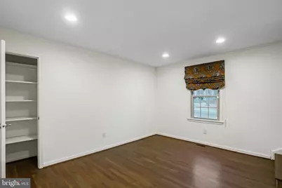 9312 Sprinklewood Lane, Potomac, MD 20854 - Photo 7