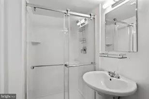 9312 Sprinklewood Ln, Potomac, MD 20854 - Photo 69