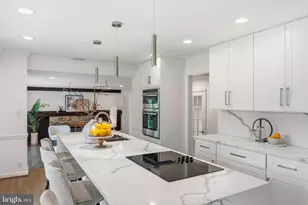 9312 Sprinklewood Ln, Potomac, MD 20854 - Photo 25