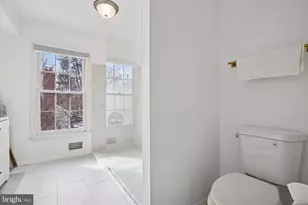 12255 Tildenwood Dr, Rockville, MD 20852 - Photo 35