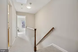 12255 Tildenwood Dr, Rockville, MD 20852 - Photo 19