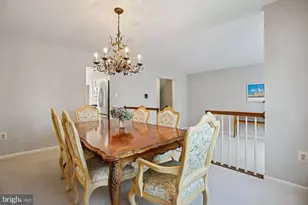 12255 Tildenwood Dr, Rockville, MD 20852 - Photo 15