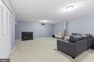 9500 Melrose Square Way, Gaithersburg, MD 20882 - Photo 21