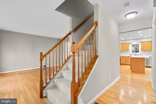 18452 Crownsgate Cir, Germantown, MD 20874 - Photo 5