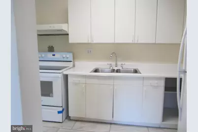 614 Sligo Avenue #303, Silver Spring, MD 20910 - Photo 11