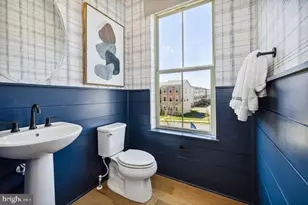 14925 Dispatch St, Rockville, MD 20850 - Photo 27